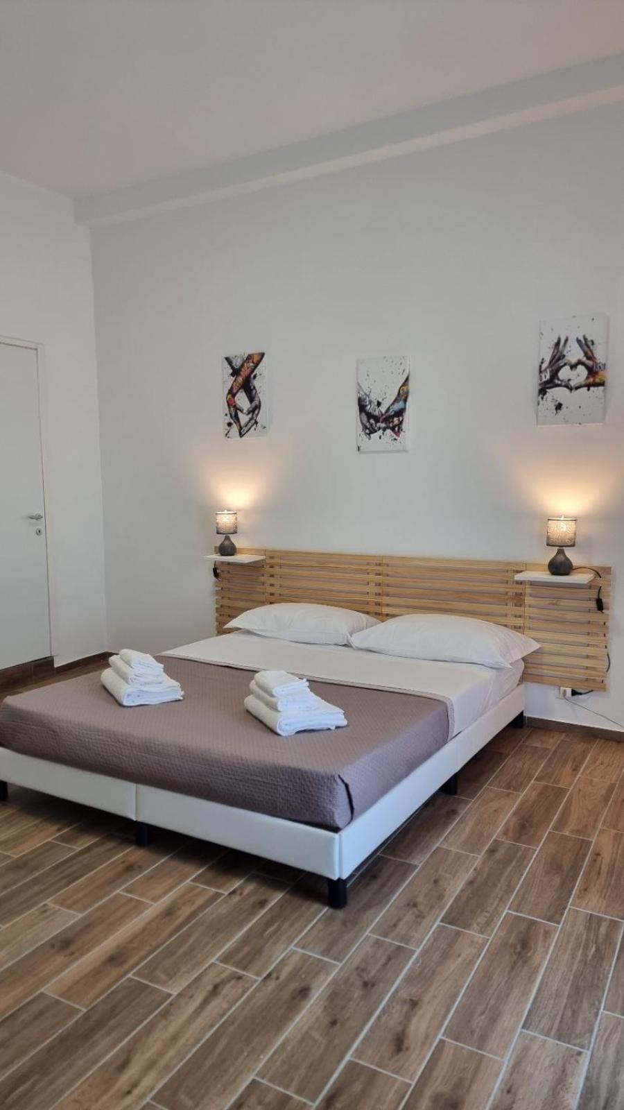 Fly Napoli Bed and Breakfast Eksteriør billede
